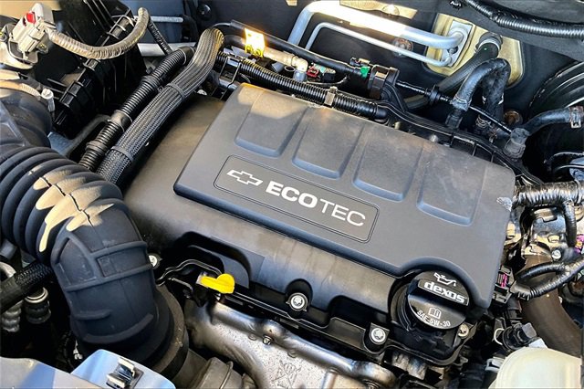 Used 2019 Chevrolet Trax LT w/ LT Convenience Package image 27