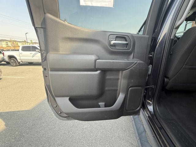 Used 2022 Chevrolet Silverado 1500 Custom Trail Boss AWD/4WD image 15