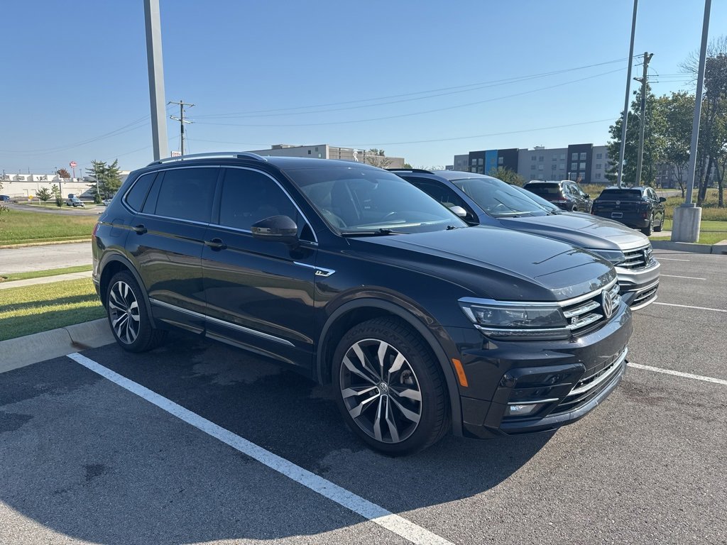 Used 2020 Volkswagen Tiguan SEL Premium R-Line w/ 3rd Row Seat Package image 2