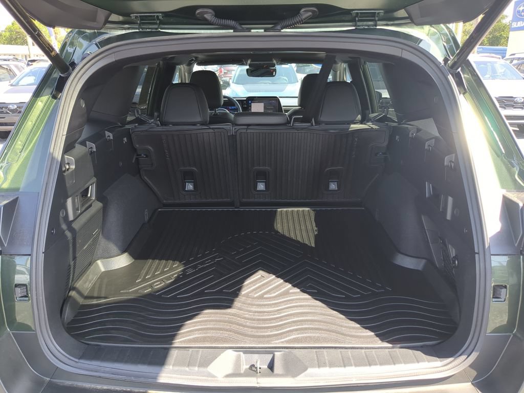 Certified 2026 Subaru Outback Limited AWD/4WD image 9