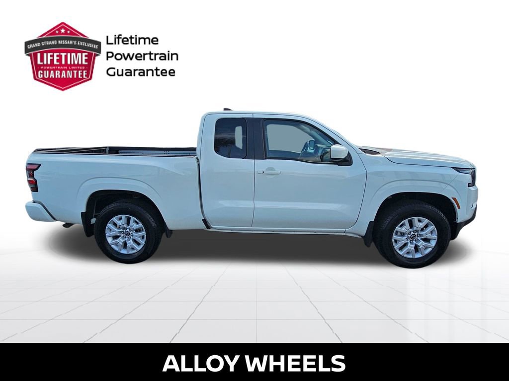 Used 2024 Nissan Frontier SV w/ SV Convenience Package image 7