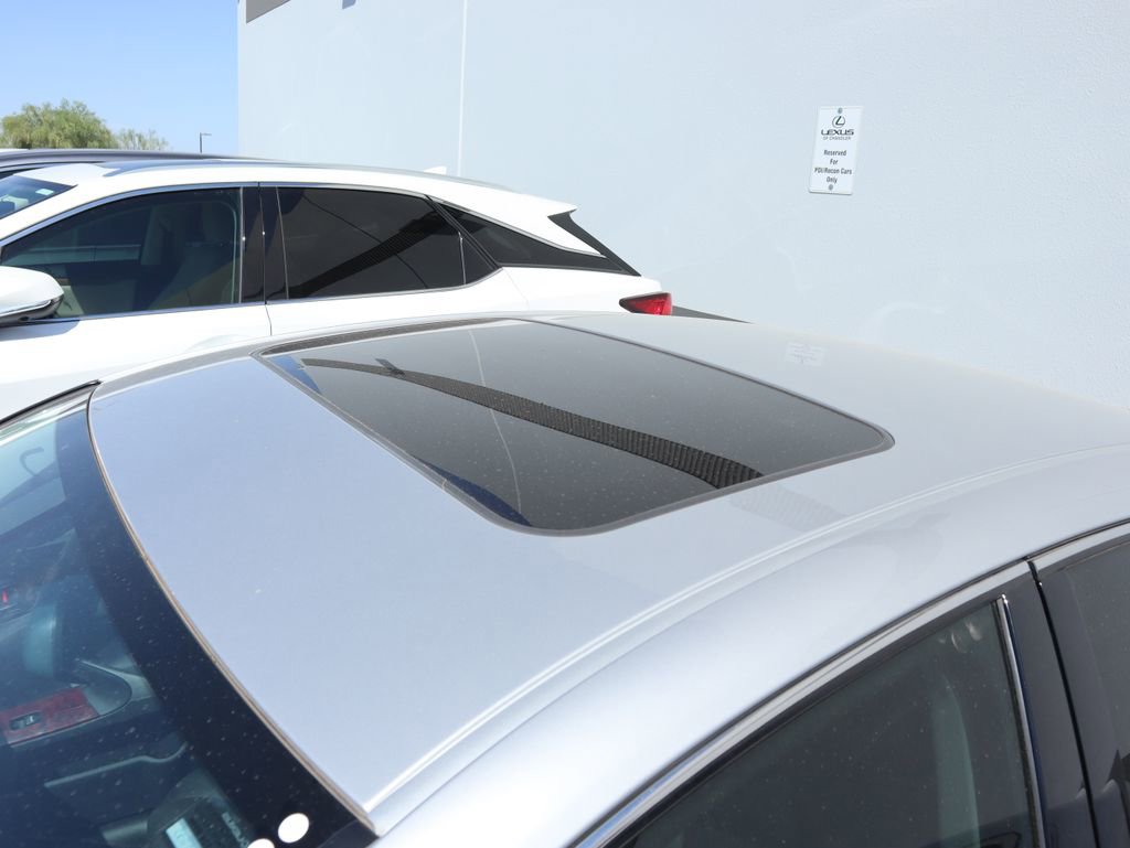 Used 2006 Lexus IS 350 RWD image 5
