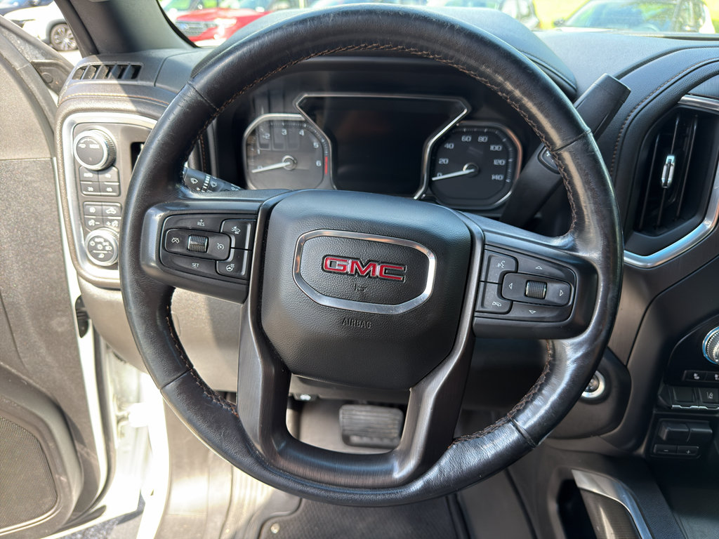 Used 2022 GMC Sierra 2500 AT4 w/ AT4 Premium Plus Package AWD/4WD image 15