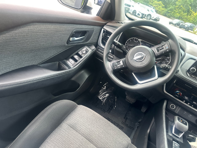 Used 2022 Nissan Rogue SV AWD/4WD image 22