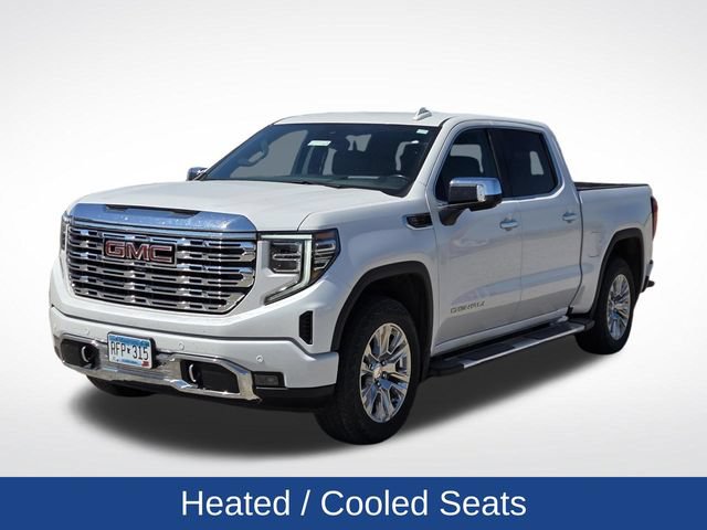 Used 2024 GMC Sierra 1500 Denali w/ Technology Package AWD/4WD image 9