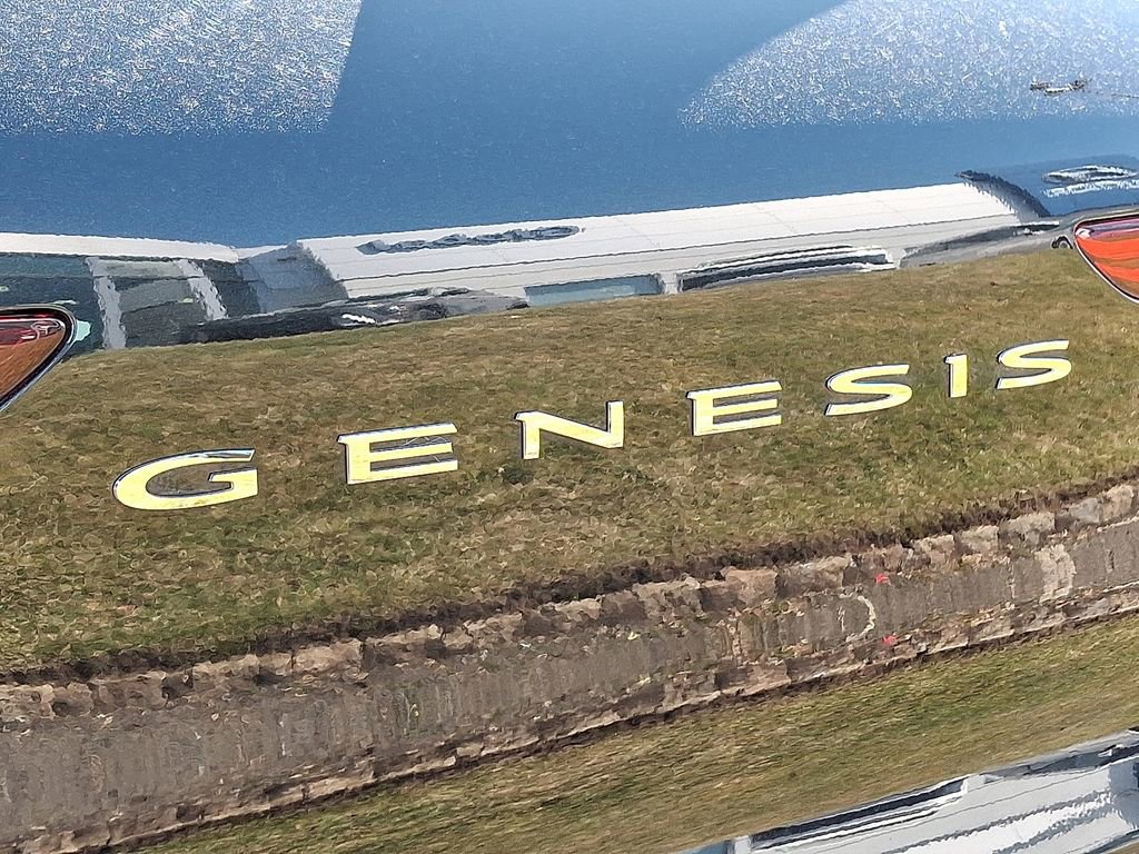 Used 2025 Genesis GV70 2.5T image 29