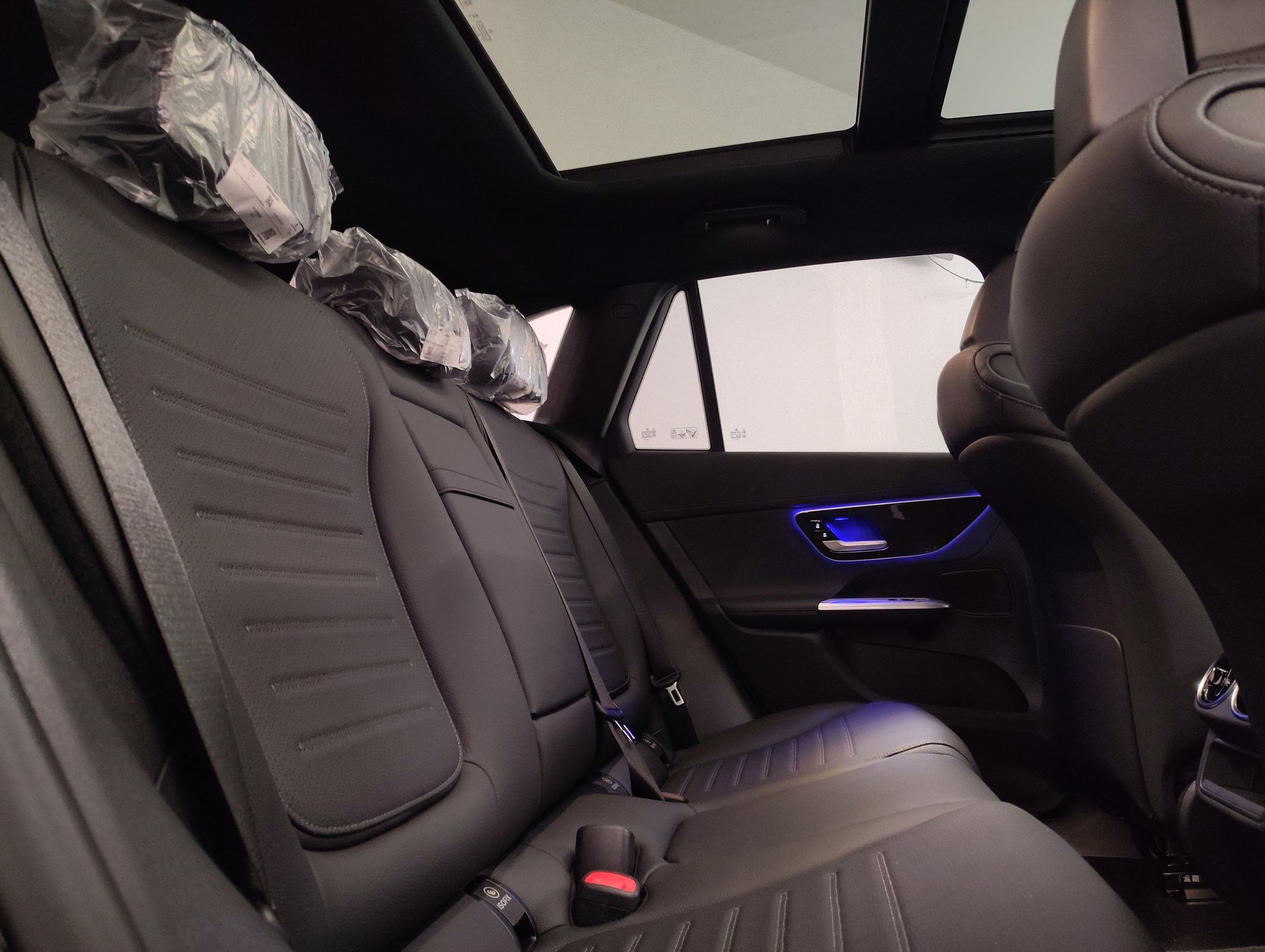 Used 2026 Mercedes-Benz GLC 300 image 29