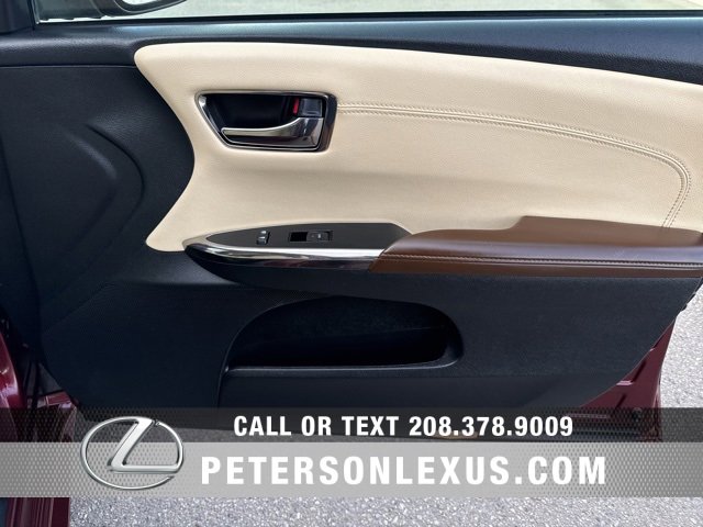 Used 2017 Toyota Avalon Touring w/ Preferred Accessory Package image 11