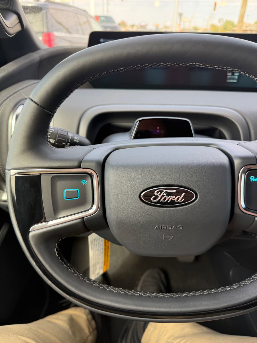 New 2025 Ford Expedition Max Platinum image 16