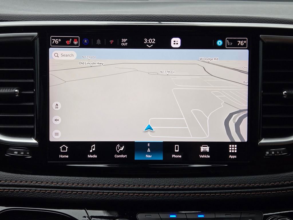 Used 2025 Chrysler Pacifica Pinnacle image 24