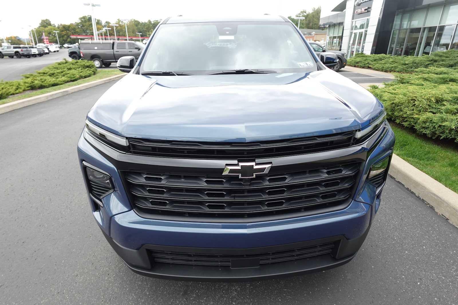 New 2026 Chevrolet Traverse LT w/ Midnight/Sport Edition image 8