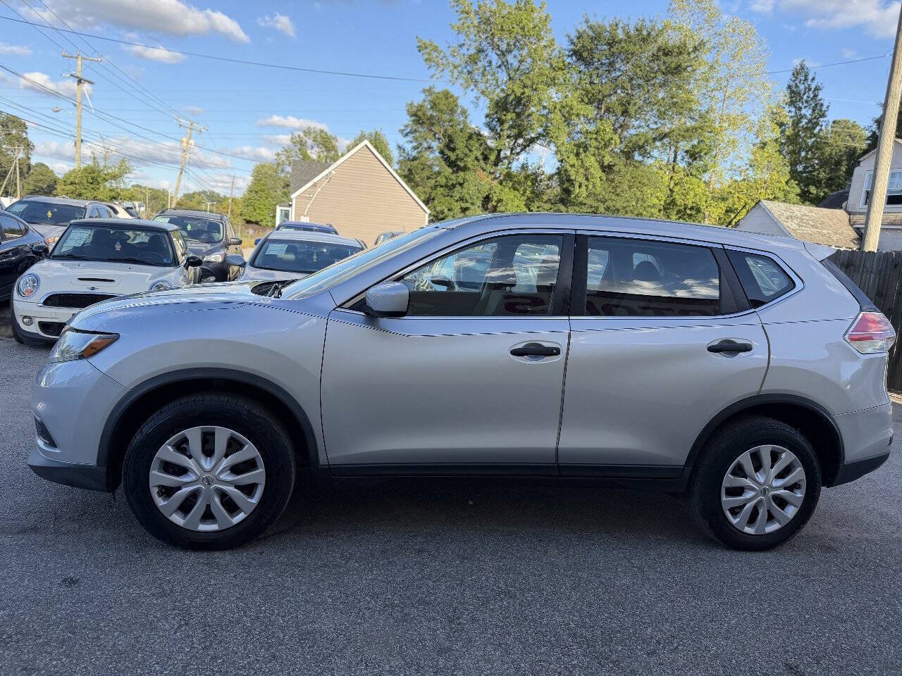 Used 2016 Nissan Rogue S AWD/4WD image 5