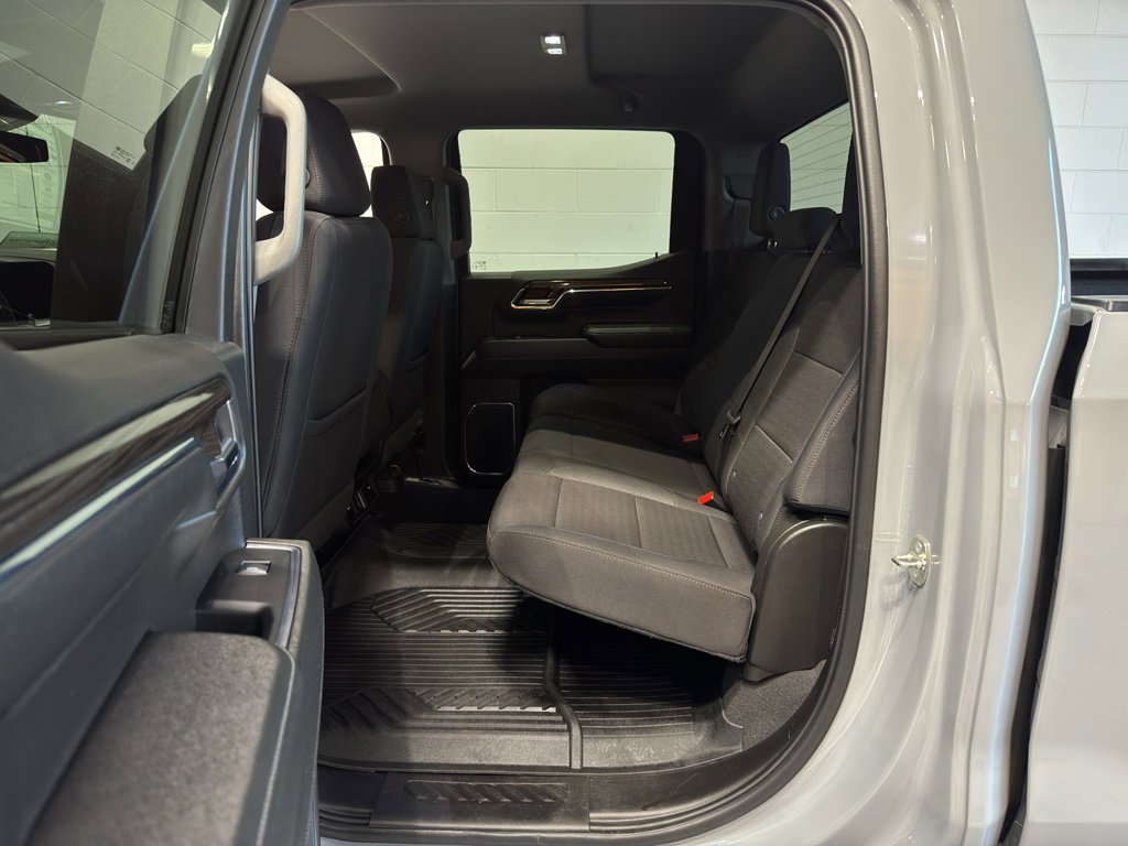 Used 2024 Chevrolet Silverado 1500 RST image 12