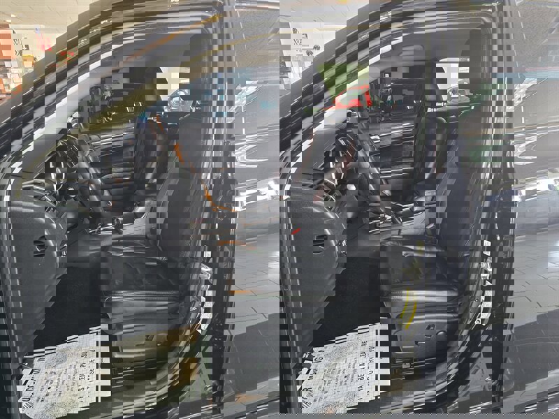 Used 2022 Chrysler 300 Touring L image 9