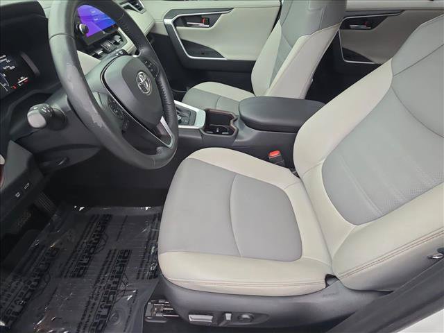 Used 2023 Toyota RAV4 Limited AWD/4WD image 16