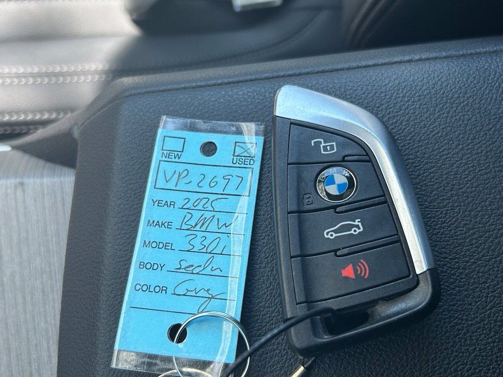 Used 2025 BMW 330i Sedan RWD image 41
