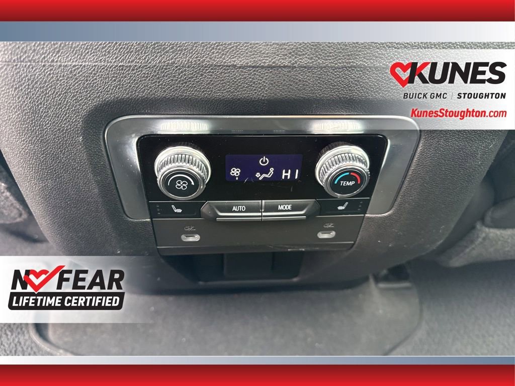 Used 2021 GMC Yukon Denali image 34