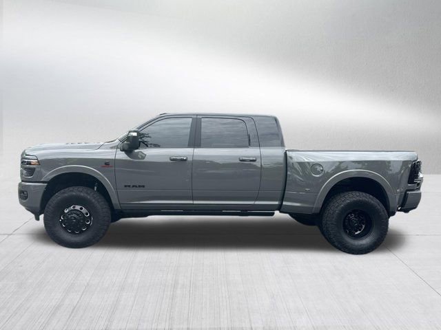 New 2026 RAM 3500 Limited AWD/4WD image 8