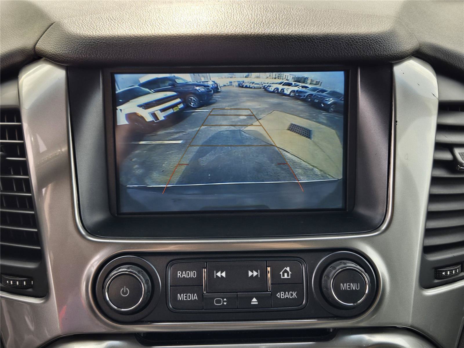Used 2018 Chevrolet Tahoe Premier AWD/4WD image 15
