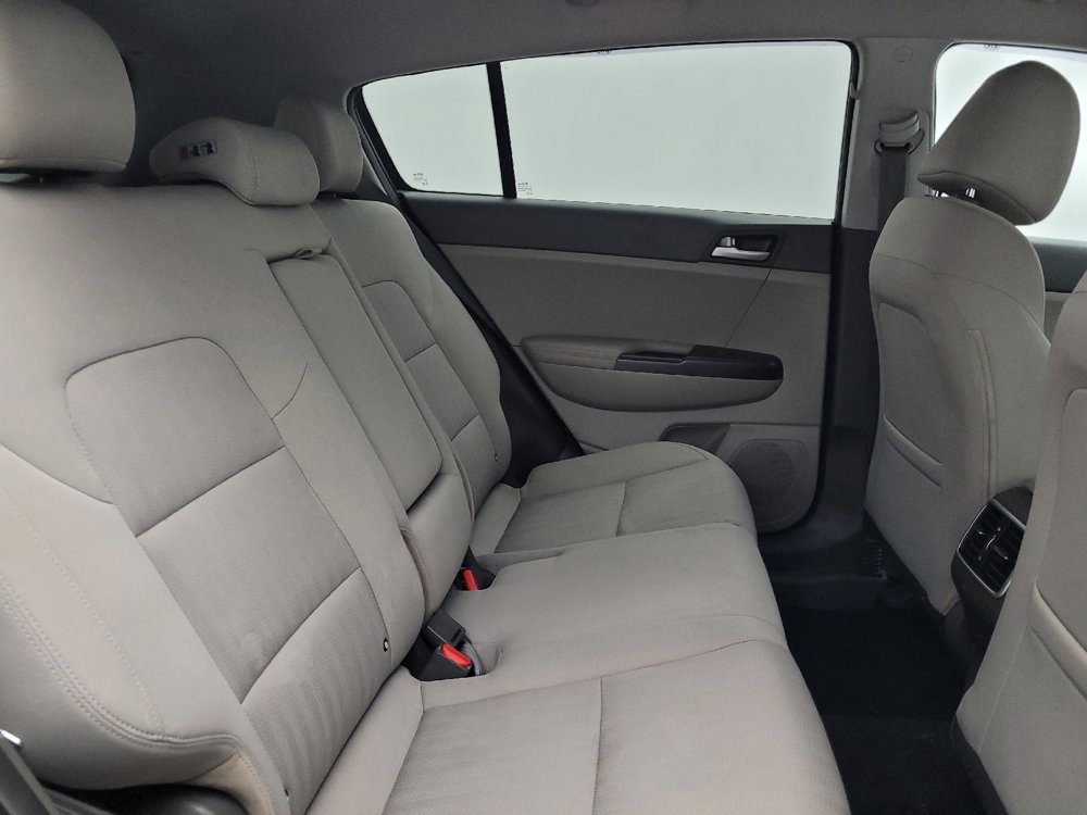 Used 2017 Kia Sportage LX image 19