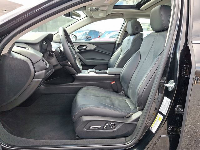 Certified 2025 Acura TLX w/ Technology Package image 13