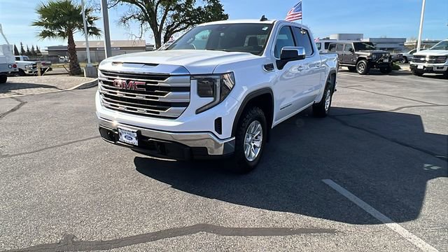 Used 2023 GMC Sierra 1500 SLE image 7
