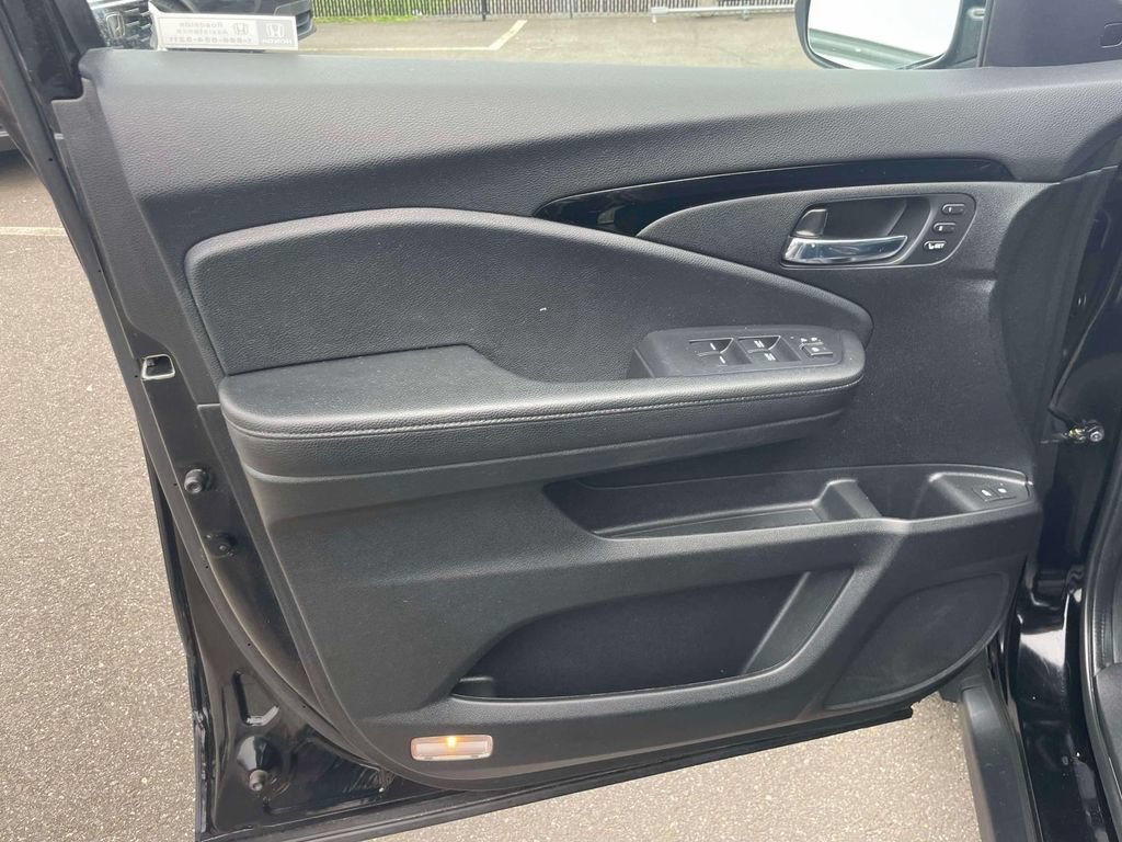 Certified 2021 Honda Passport Touring image 16