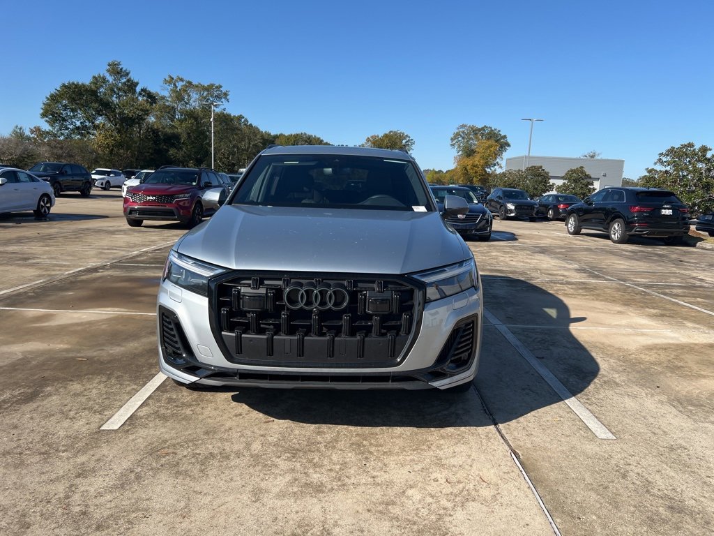 Used 2025 Audi Q7 3.0T Premium Plus w/ Premium Plus Package image 3