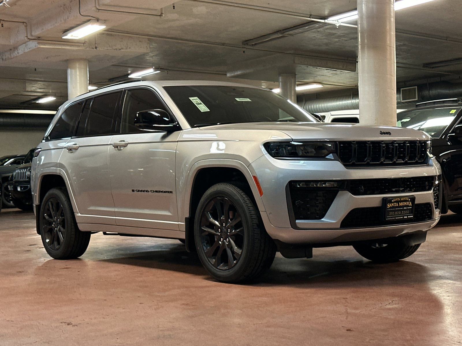 New 2026 Jeep Grand Cherokee Limited AWD/4WD image 7