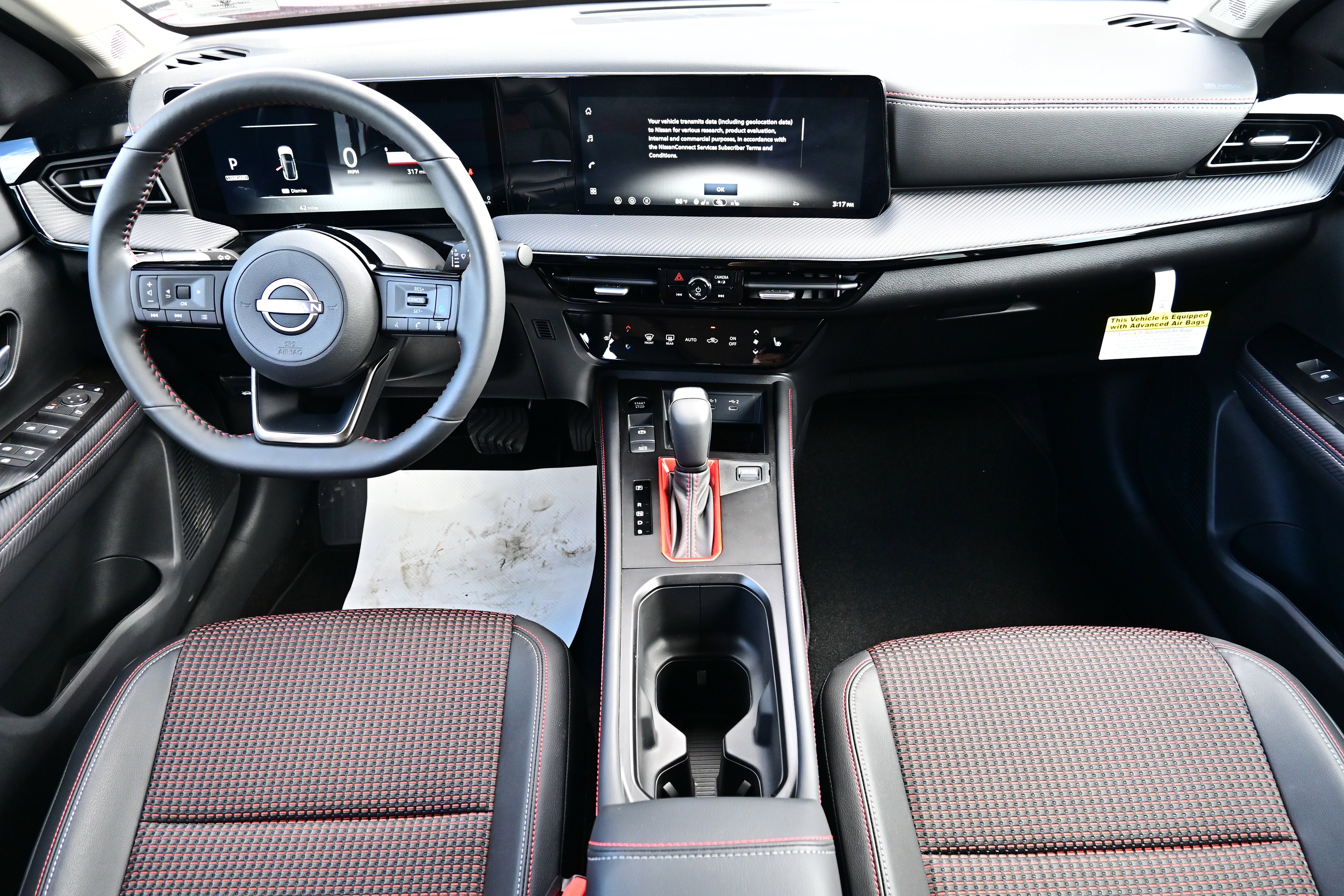 New 2026 Nissan Kicks SR w/ SR Premium Package AWD/4WD image 17