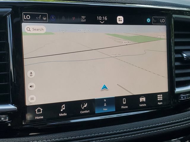 New 2026 Chrysler Pacifica Limited w/ Trailer Tow Group AWD/4WD image 26