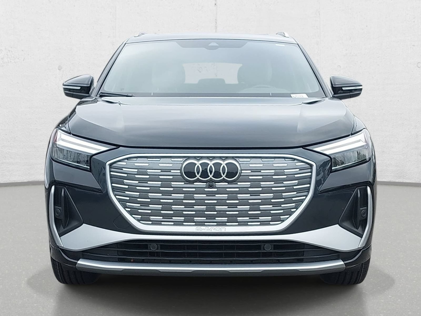 Certified 2023 Audi Q4 e-tron Premium Plus w/ Premium Plus AWD/4WD image 2