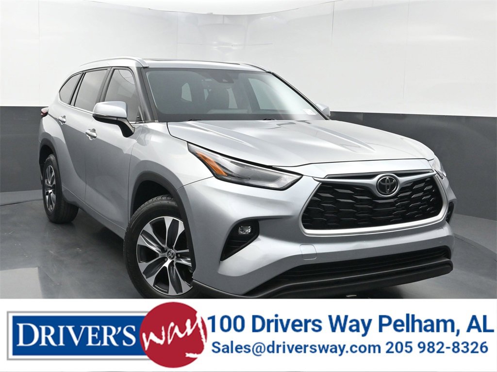 Used 2023 Toyota Highlander XLE