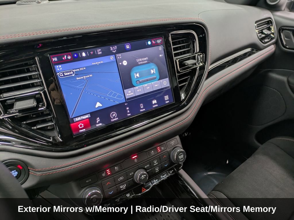 Used 2025 Dodge Durango GT image 14