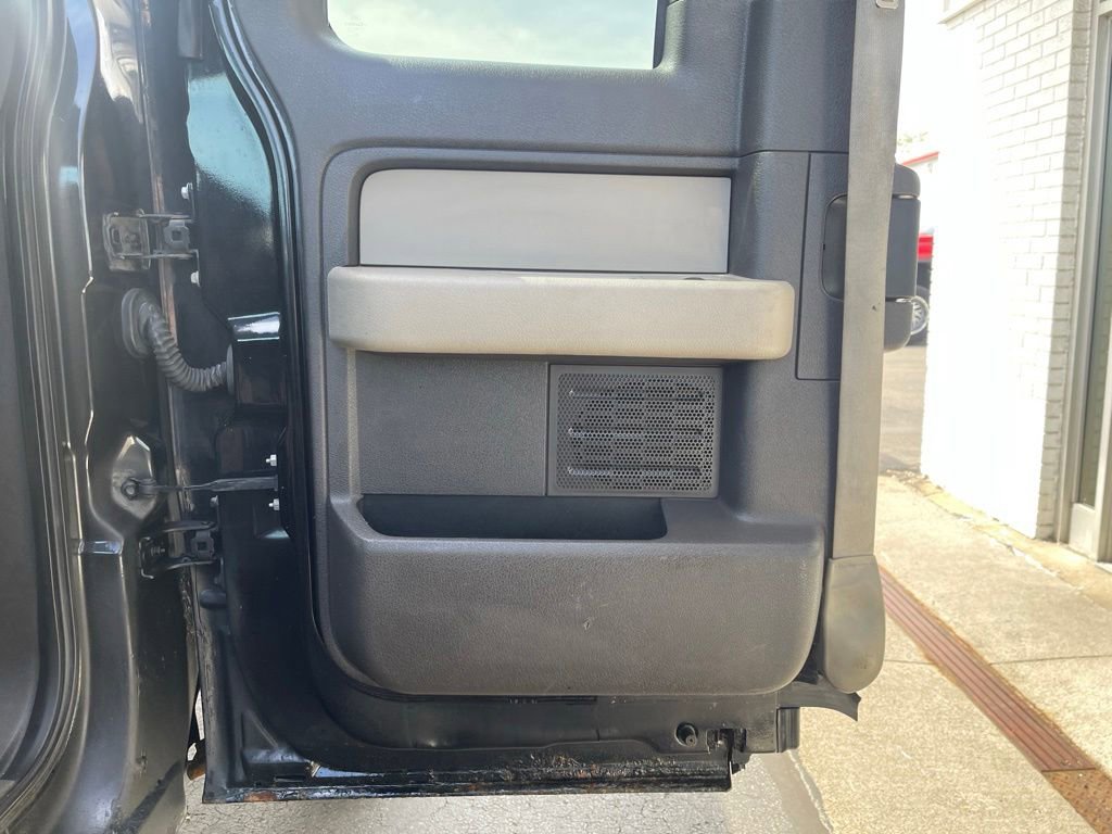 Used 2010 Ford F150 XLT AWD/4WD image 14