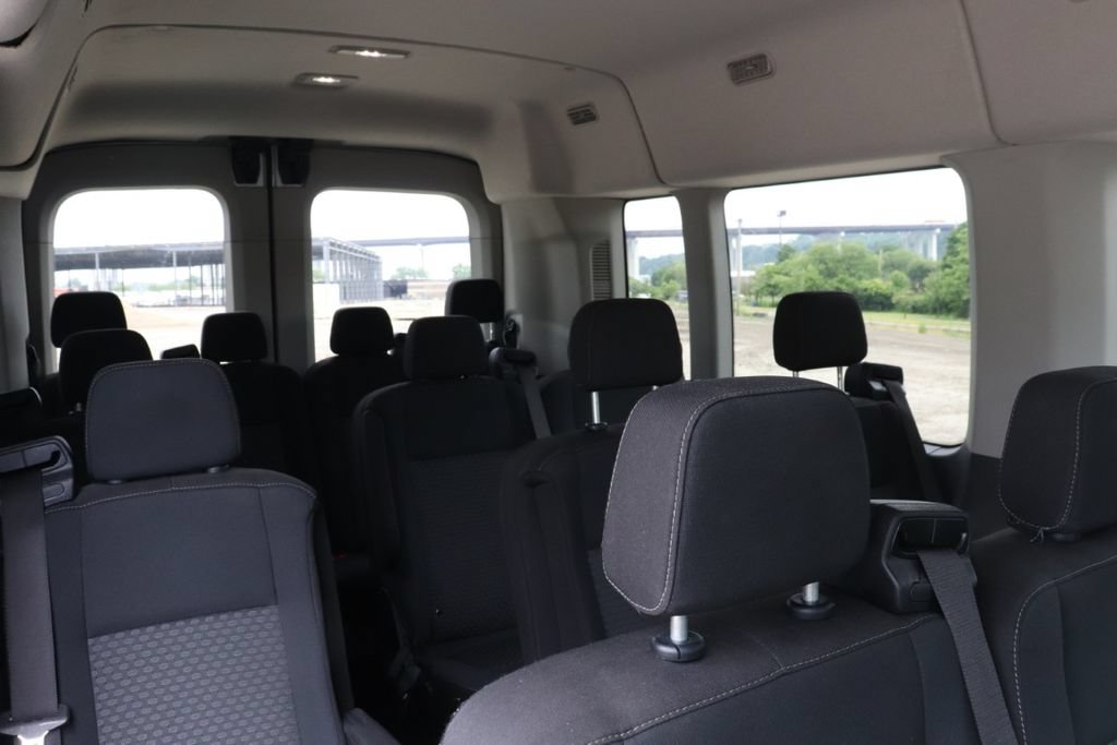 Used 2023 Ford Transit 350 XLT RWD image 17