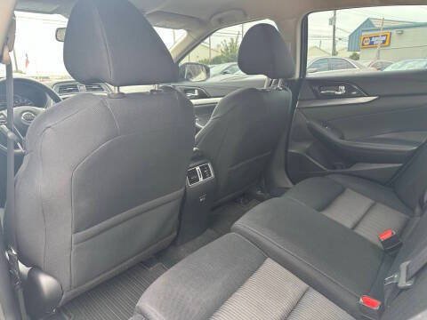 Used 2019 Nissan Maxima 3.5 S w/ Floor Mat Group FWD image 8