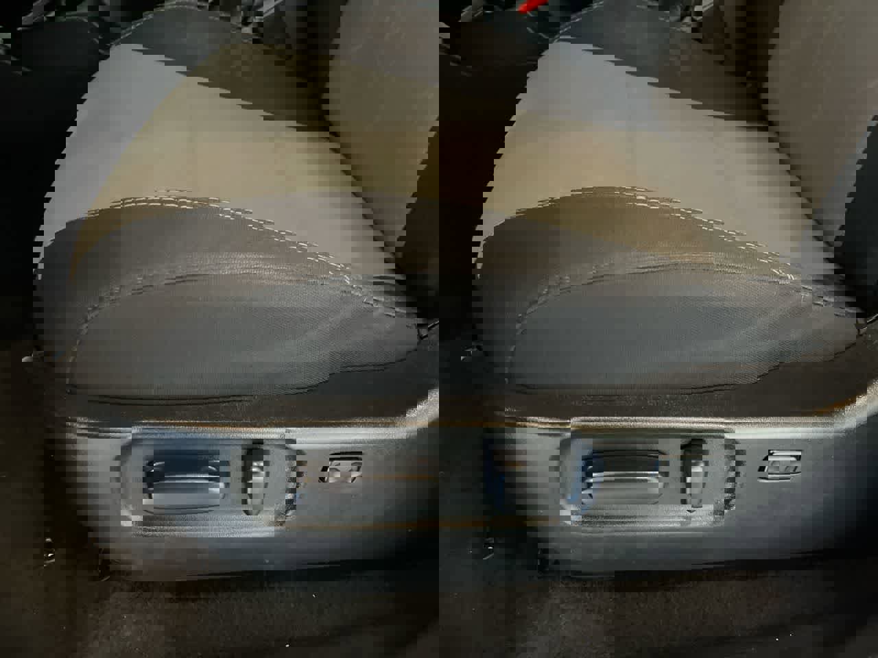 Used 2023 Toyota Tacoma TRD Off-Road image 12