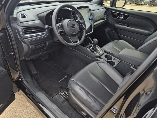 Used 2025 Subaru Forester Limited AWD/4WD image 21