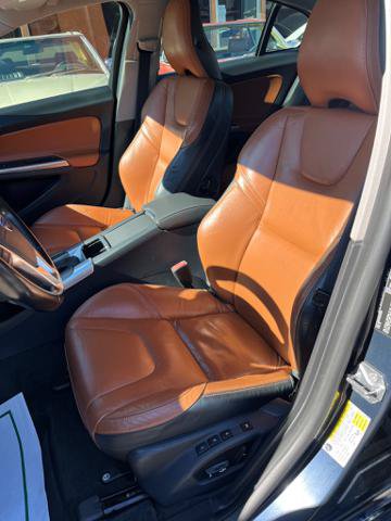 Used 2014 Volvo S60 T5 FWD image 9