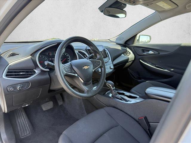 Used 2024 Chevrolet Malibu LT FWD image 10