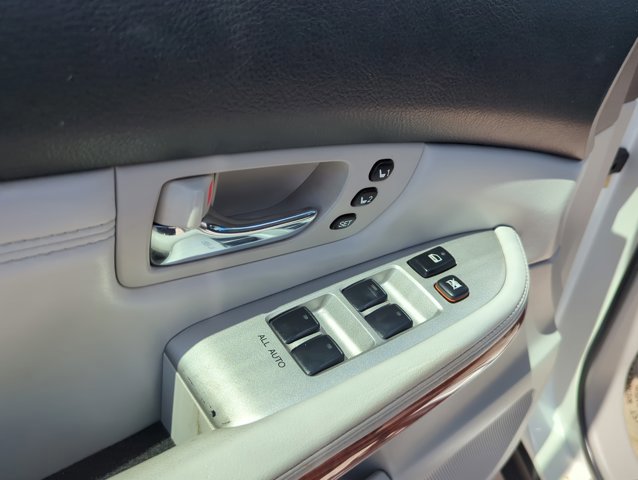 Used 2004 Lexus RX 330 image 11