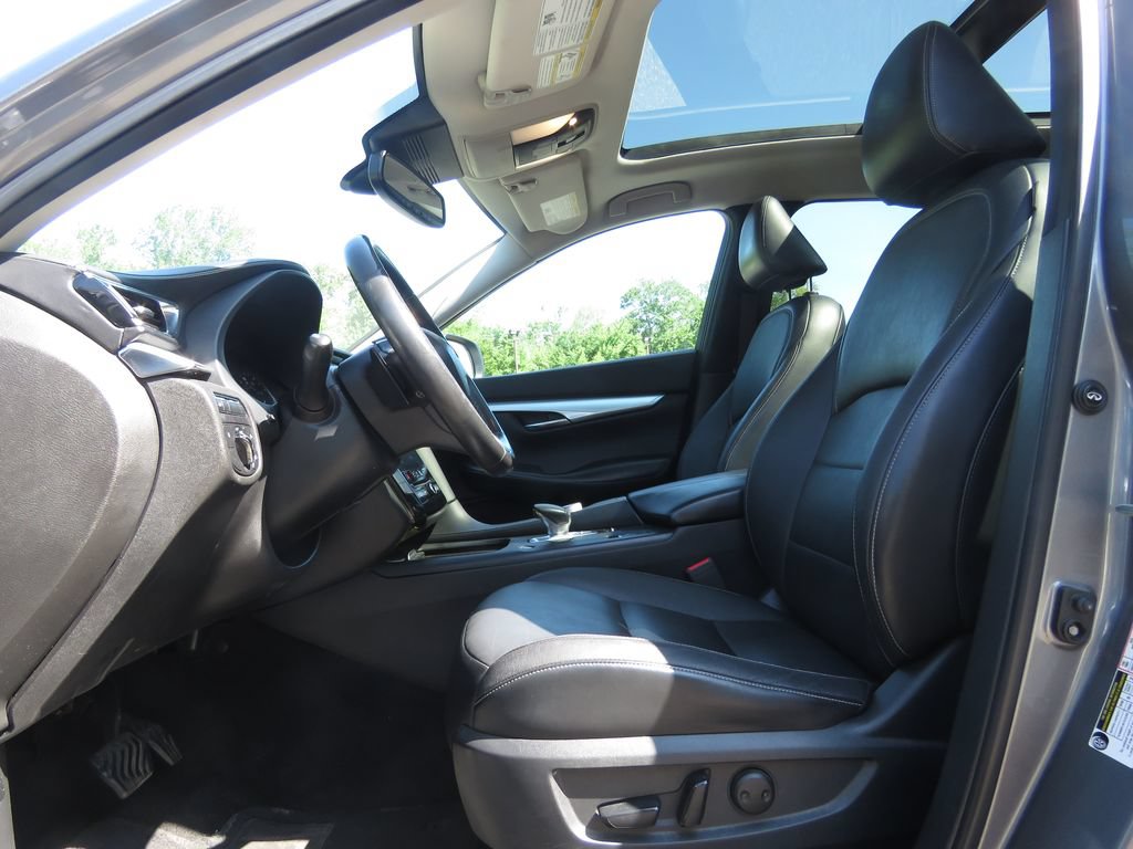 Used 2019 INFINITI QX50 Luxe AWD/4WD image 10