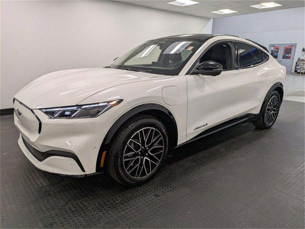 Used 2024 Ford Mustang Mach-E Premium image 1