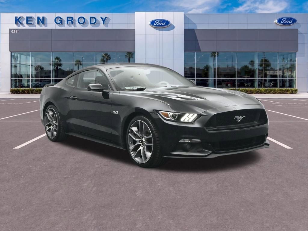 Used 2017 Ford Mustang GT Premium RWD image 1