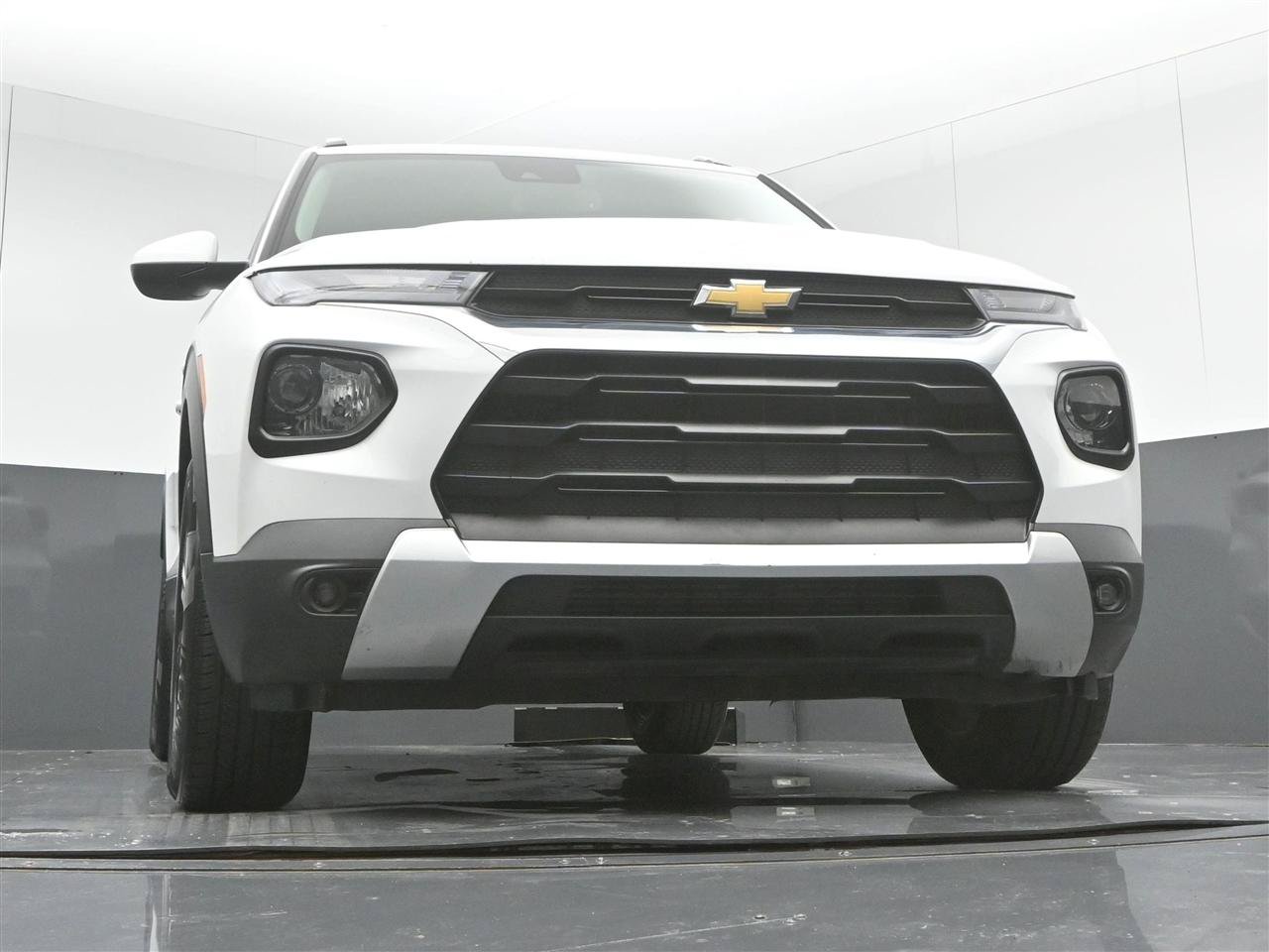 Used 2022 Chevrolet TrailBlazer LT w/ Convenience Package FWD image 30