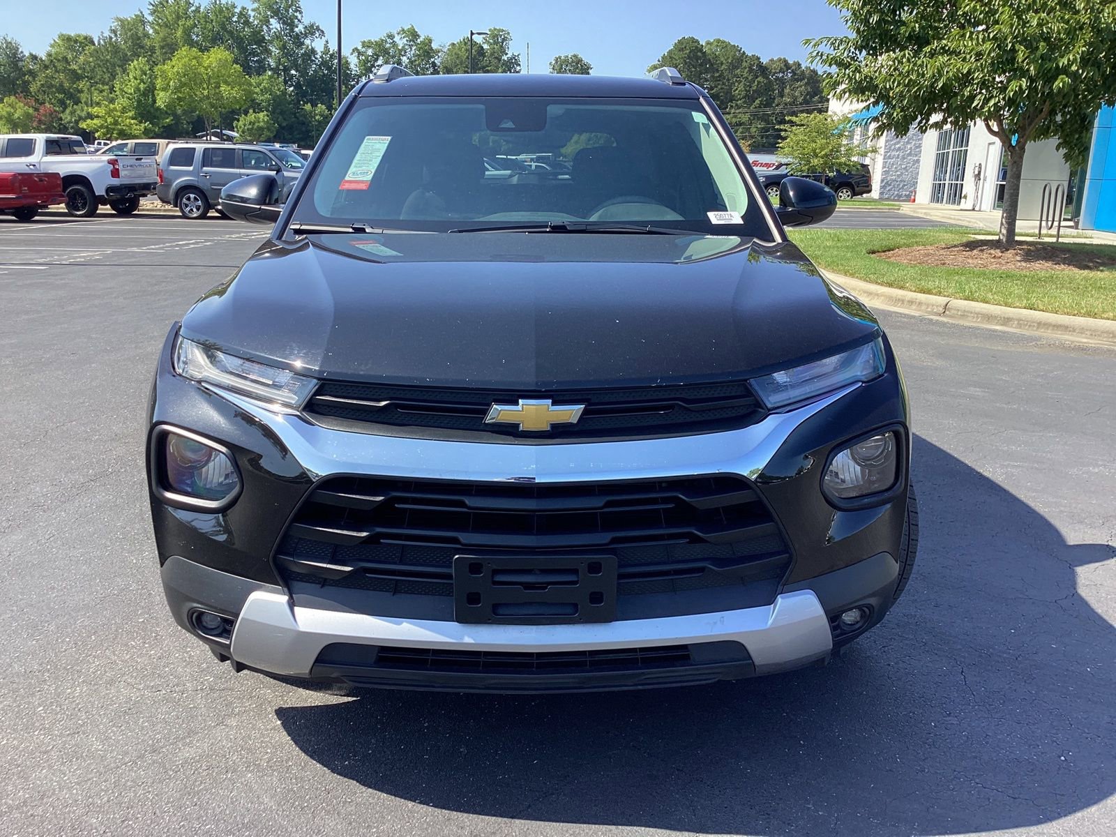 Used 2022 Chevrolet TrailBlazer LT w/ Confidence II Package image 4