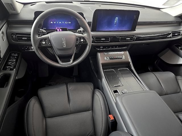New 2026 Lincoln Aviator Reserve w/ Luxury Package RWD image 11