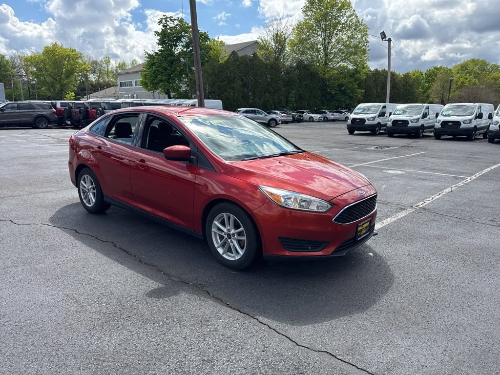 Used 2018 Ford Focus SE FWD image 6