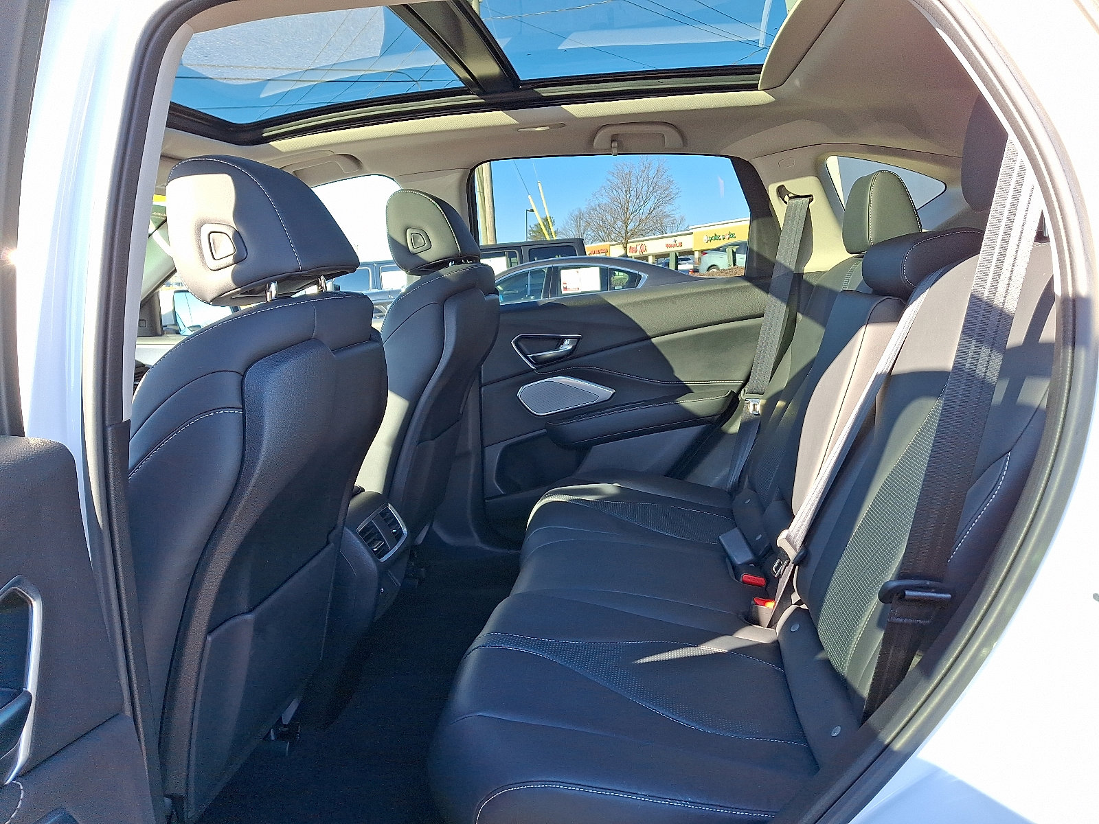 Certified 2023 Acura RDX w/ Technology Package image 10